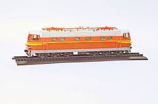 Масштабна модель електровозу ЧС-4 (Наші потяги).