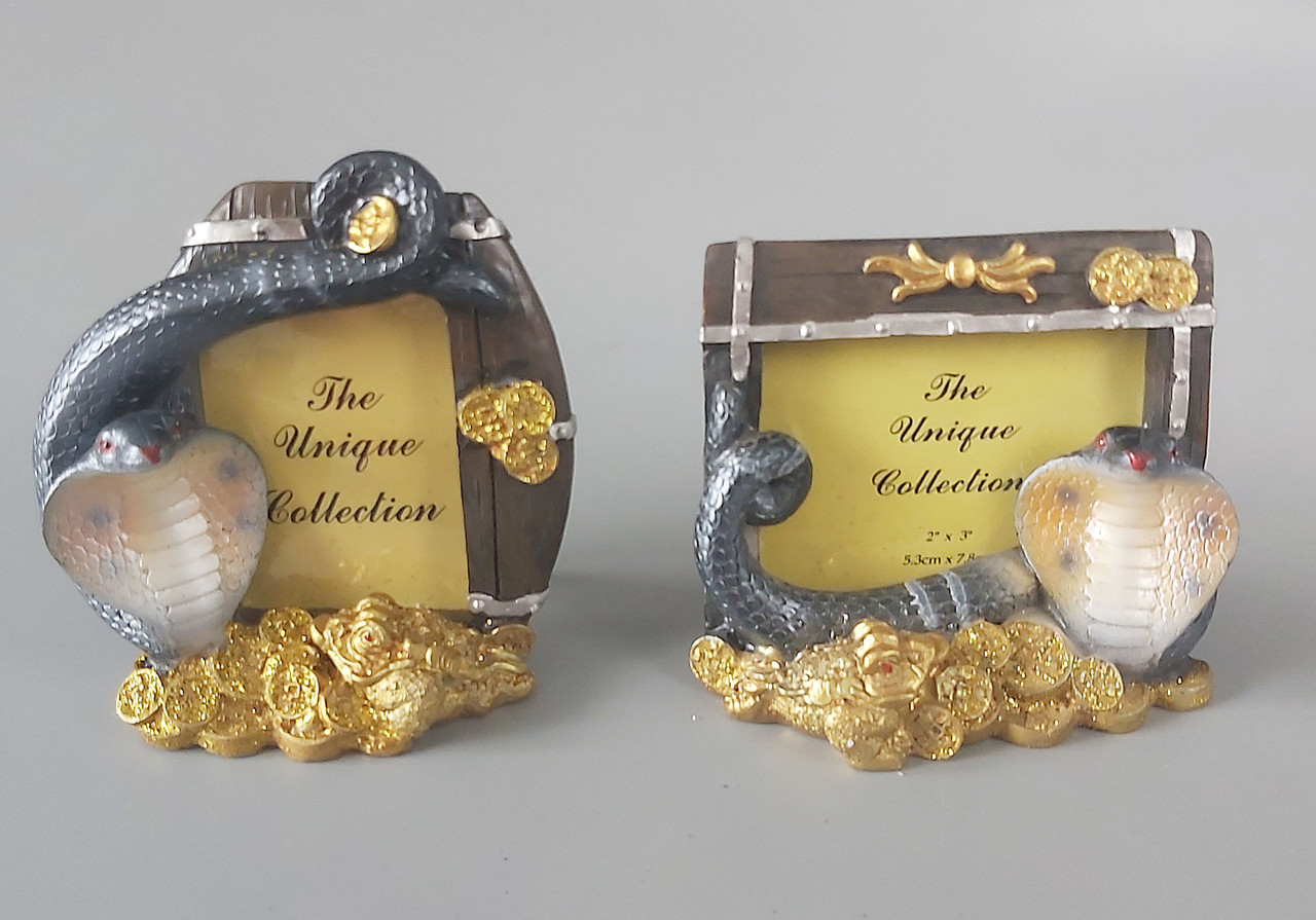 Фоторамка мала зі змійкою 8,5х8,5 см