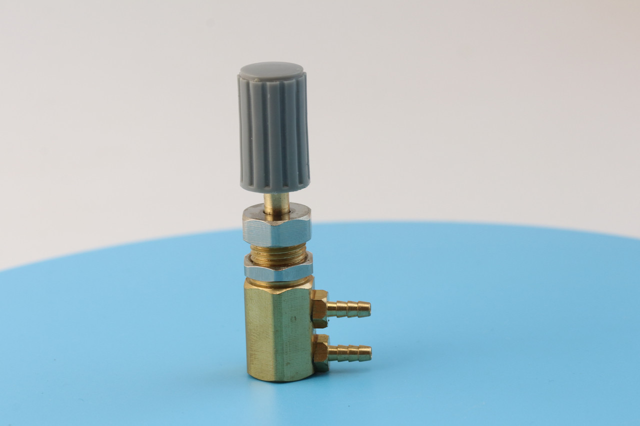 Кран регулювання подачу води у шланг турбінного наконечника (3мм вихідні отвори)