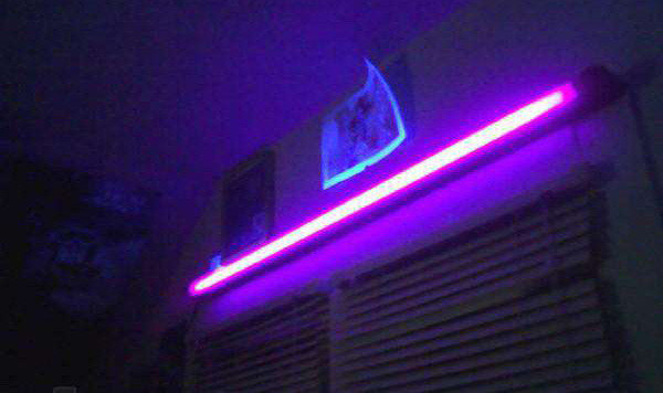 BLB-36W 365nm Ультрафіолетовий освітлювач