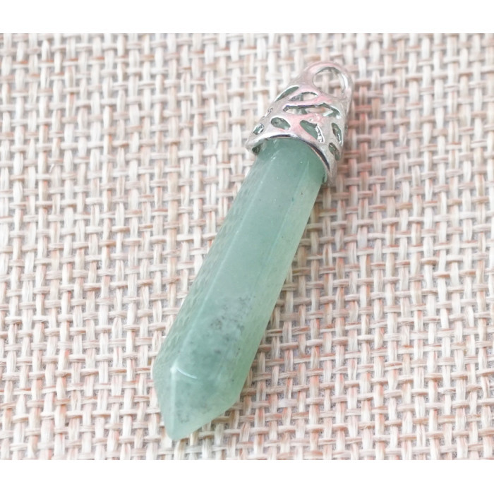 Кулон кам'яний шестигранний в оправі Зелений авантюрин 0,8*0,8*3,5см.