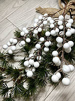 Гілочка з білими ягодами для новорічного декору (глянець 27 см), фото 4