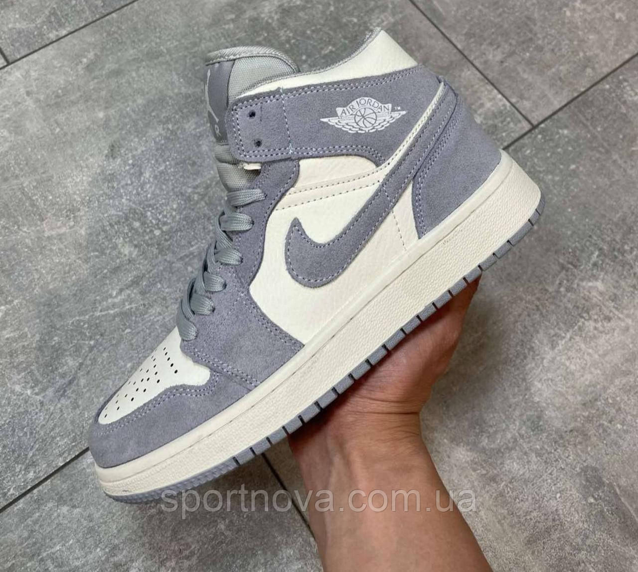 Чоловічі кросівки демісезон Nike Jordan шкіряні високі білі із сірим р. 41-46