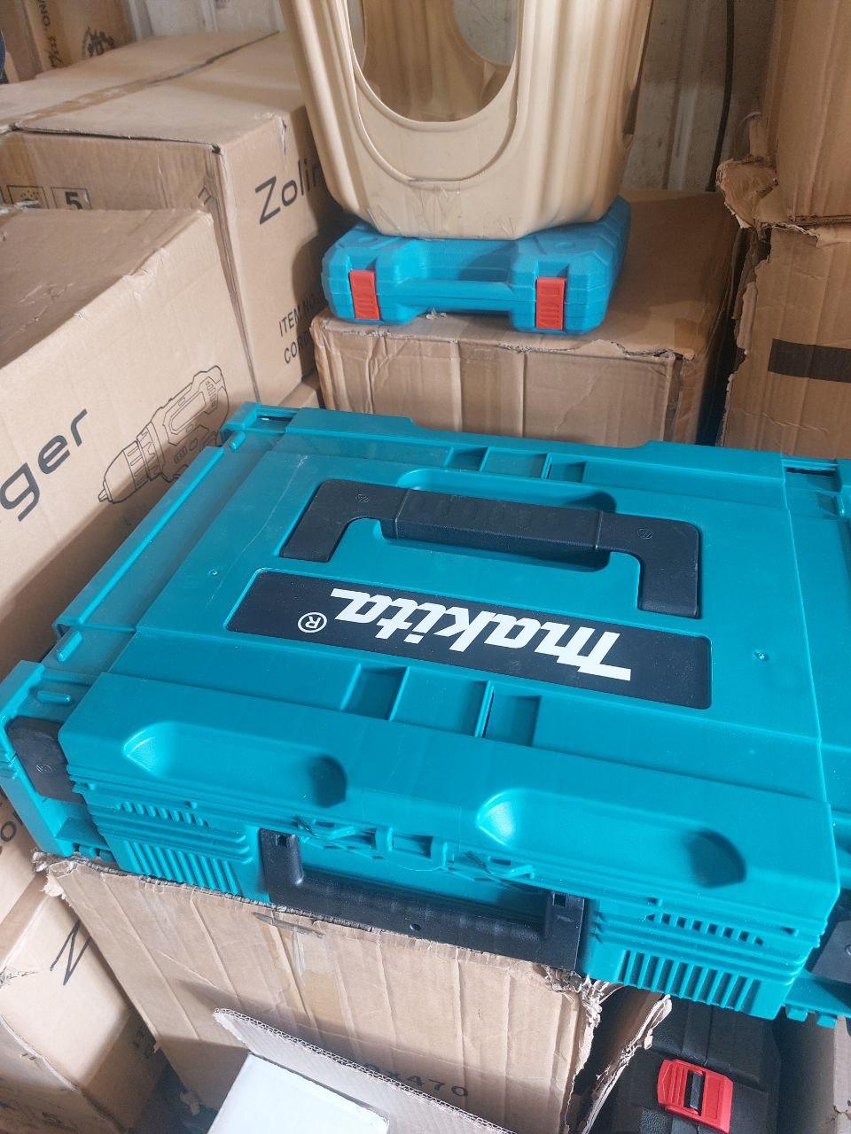 Набор инструментов Makita 4в1 аккумуляторный шуруповерт, гайковерт ...