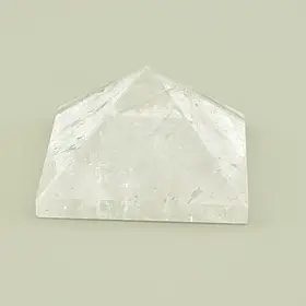 Піраміда Гірський кришталь 45x45x30 63,5 г.