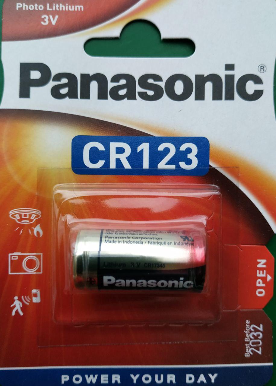 Батарейка літієва Panasonic CR 123 3 V