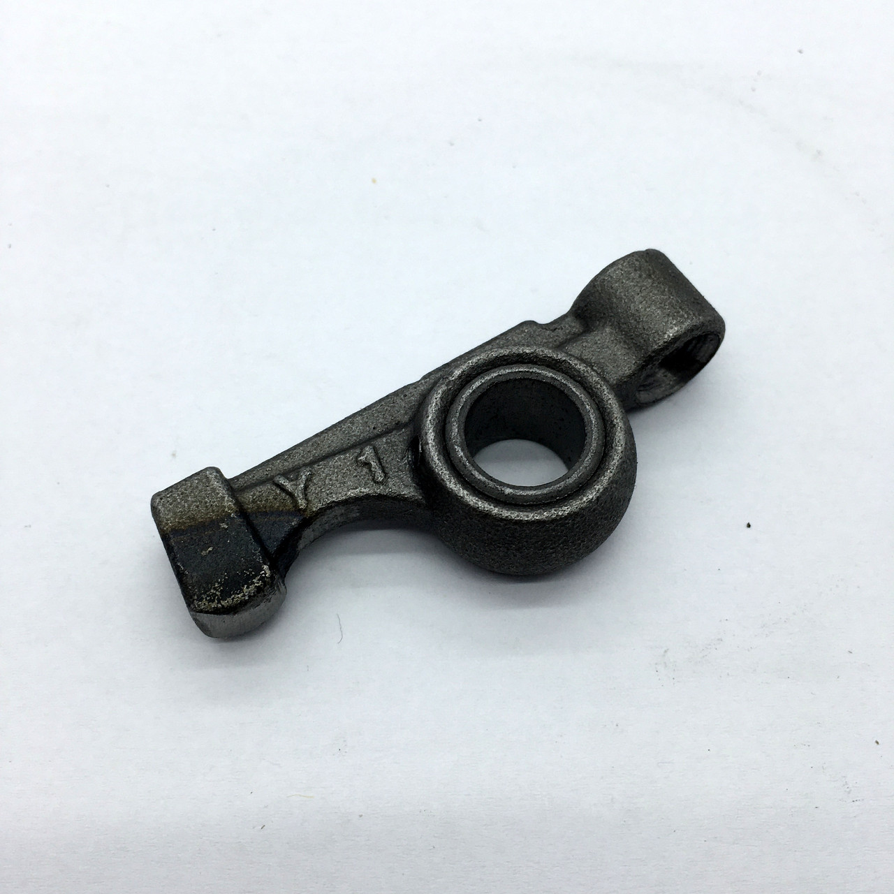 Коромисло клапана двигуна R-175/180 (ZUBR)