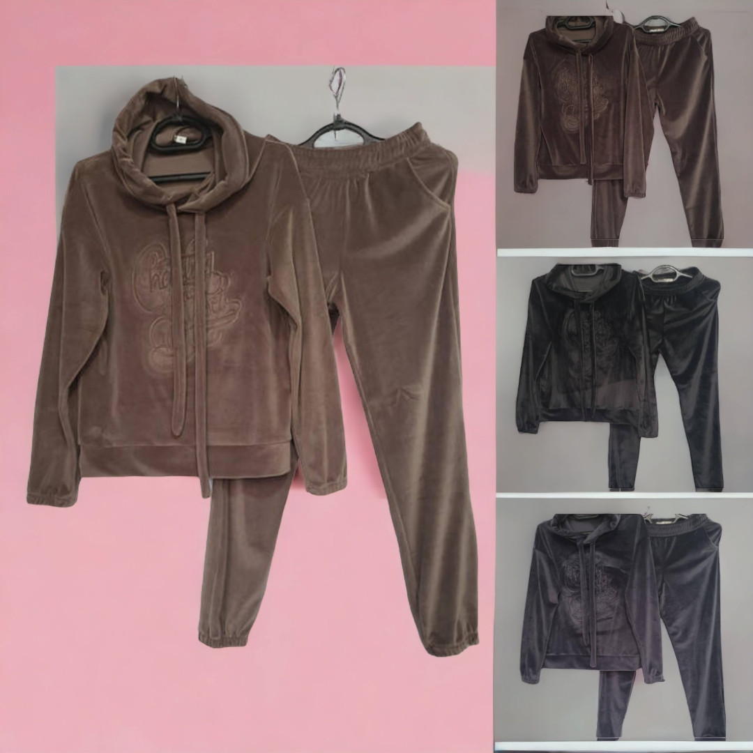 Костюм жіночий велюр демісезон розмір норма 48-54 (від 4 шт.), фото 1