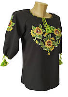 Вышитая женская сорочка в черном цвете с цветочным орнаментом Код/Артикул 64 04212