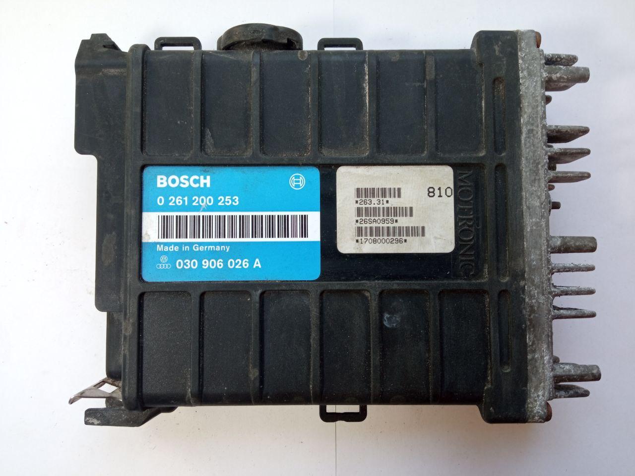 Електронний блок керування Volkswagen Polo III / Audi Bosch 030906026A / 0 261 200 253 / 030906026a