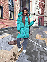 Женский тёплый зимний пуховик с капюшоном и карманами средняя длина Gv2555