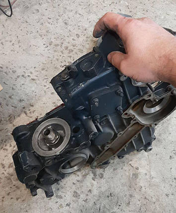 Кришка двигуна Kubota V2203, фото 1