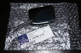 Заглушка переднього бампера Mercedes-Benz ML350