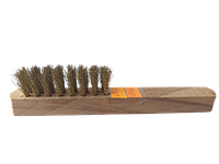 Щетка - сметка 3-ти рядная на деревянной ручке, латунная, мягкая h-16мм