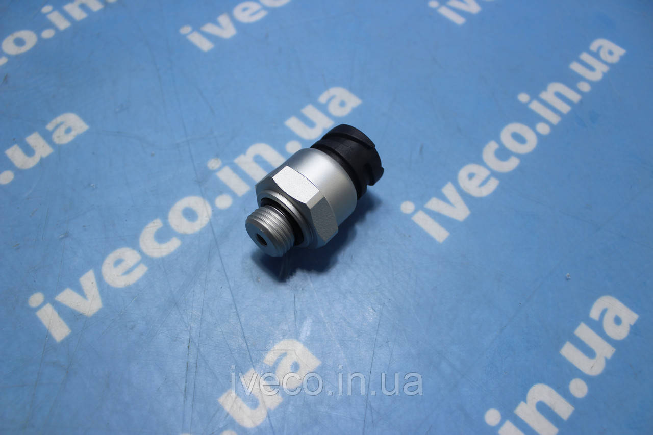 Датчик тиску в пневморессорах EBS Iveco Stralis Eurotech Eurostar 4410441020 41200718 504255336