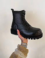 Женские ботинки Balenciaga Strike Lace Up Boot Black (с мехом) 589338WA9601000