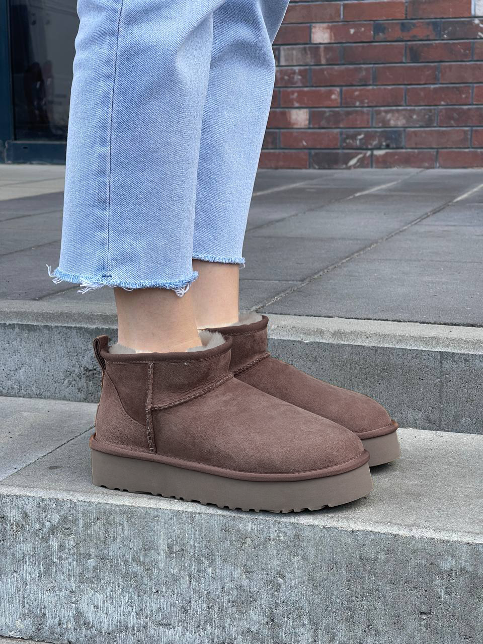 Жіночі угги UGG Classic Ultra Mini Platform Boot Brown Chocolate 1135092-CHO