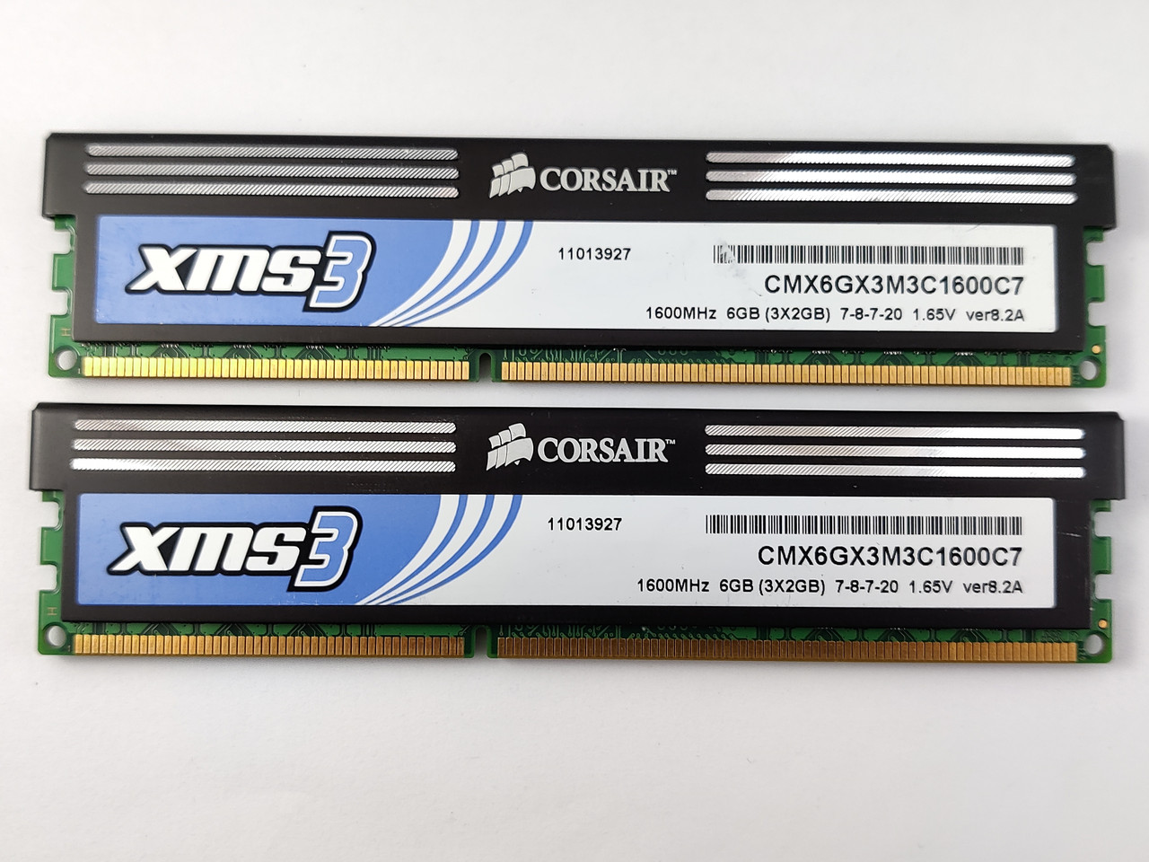 Комплект оперативної пам'яті Corsair XMS3 DDR3 4Gb (2*2Gb) 1600MHz PC3-12800 (CMX6GX3M3C1600C7) Б/В