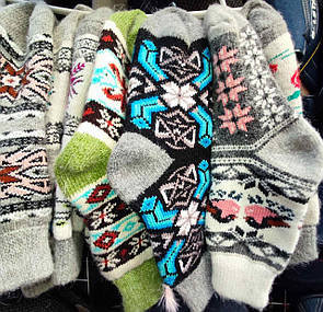 Теплі жіночі шкарпетки з овечої вовни різні кольори