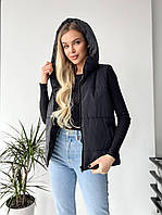 Жіноча коротка стьобана жилетка-безрукавка з капюшоном і кишенями (р.42-48). Арт-3267/26