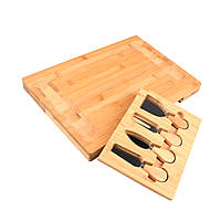 Бамбукова дошка для подачі та сервірування сиру набором ножів