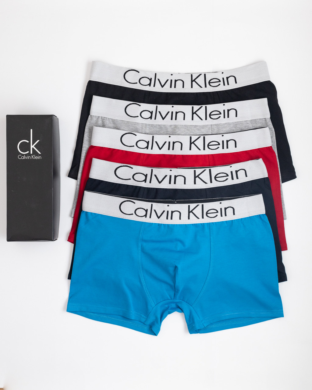 Набір чоловічих трусів Calvin Klein у подарунковій упаковці 5 шт.|||