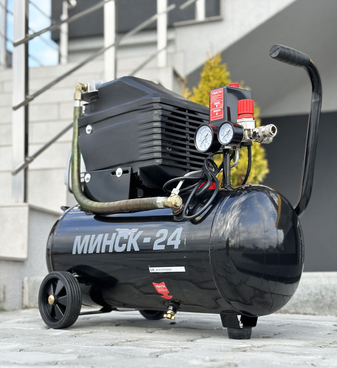 Компресор Мінськ-24, 1.5 кВт, 220 В, 8 атм, 205 л/хв INTERTOOL PT-0020