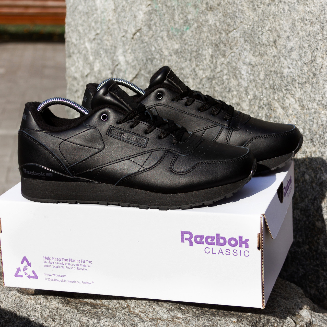 РОЗПРОДАЖ!! ЗИМА Кросівки Reebok Classic (термо) чорні 44 28 см