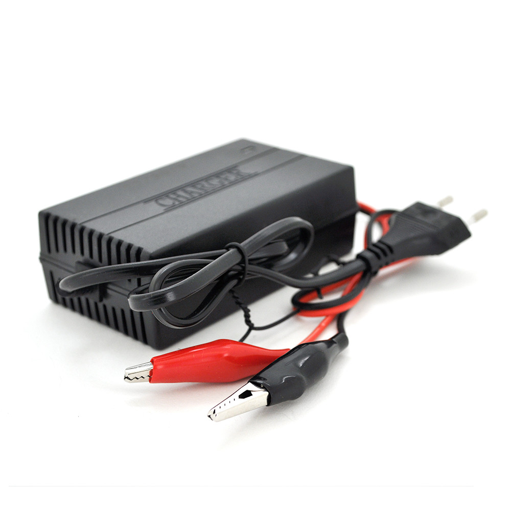 Зарядний пристрій для акумулятора MERLION 12V / 2A 90V-260V, DC 12V / 2А