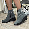 Черевики жіночі на танкетці, з натуральної замші сірого кольору, фото 3