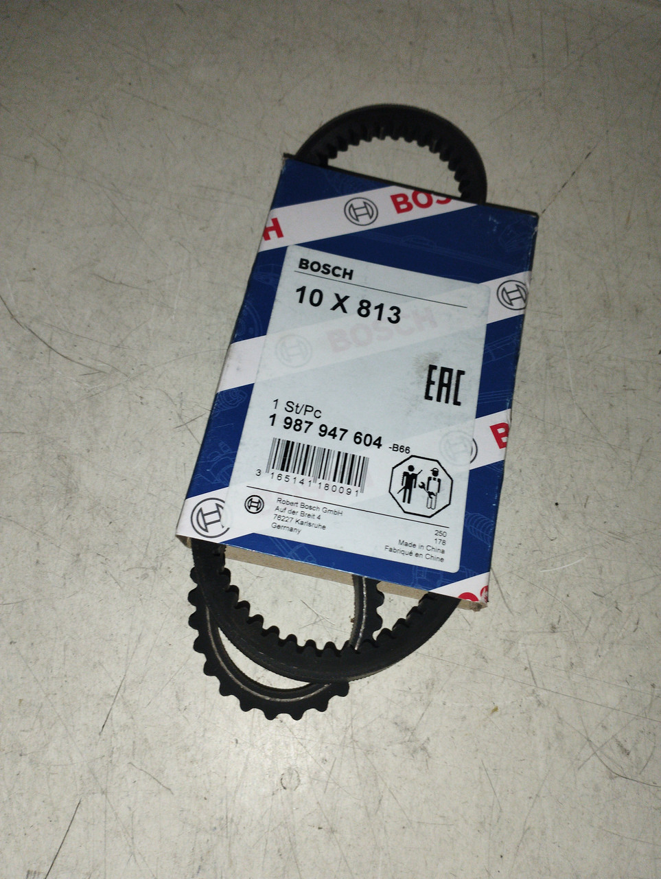 BOSCH Ремінь клиновий 10A0813C