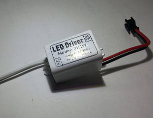 Імпульсний драйвер у пластиковому корпусі 3x1W 220V, 300mA