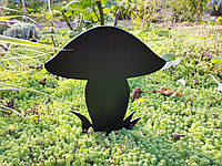 Фігура з металу для саду, клумби "Гриб №3"