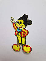 Нашивка термонаклейка мультфильм Микки Маус текстильная вышитая, (размер 5.3 см х 9 см)