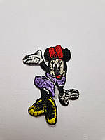 Нашивка термонаклейка мультфильм Минни Маус текстильная вышитая, (размер 5 см х 7 см)