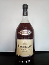 Муляж Коньяк Hennessy VSOP у подарунковій фірмовій упаковці, бутафорія 1.5л., фото 3