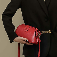Женская сумка через плечо, вместительная сумка клатч с качественной экокожи красная 23см х 7.5см х 14см