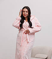 Халат жіночий  теплий  персикового кольору в зірочки
