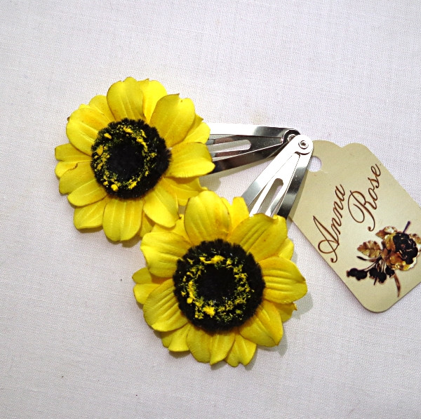 Шпилька тик так з квітами з фоамірану ручної роботи "Жовті Соняшники"