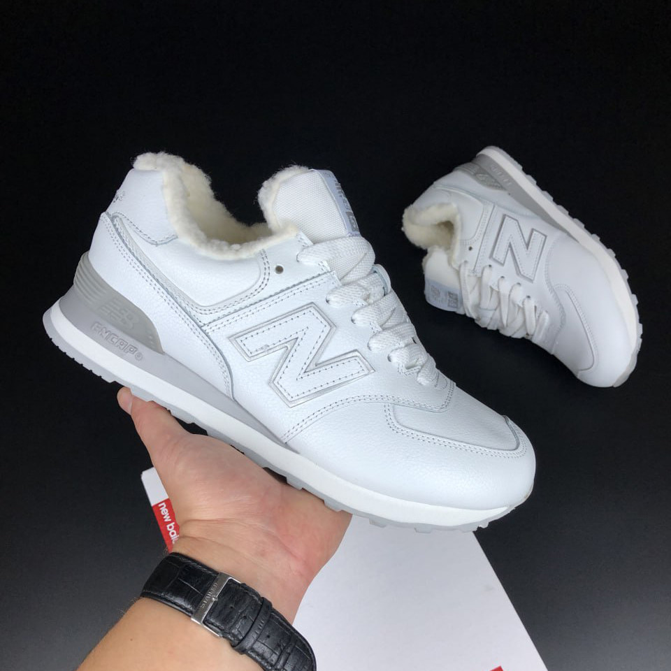 Жіночі зимові кросівки New Balance 574 шкіряні з хутром молодіжні білі
