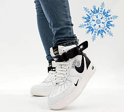 Жіночі зимові кросівки з хутром Nike Air Force 1 AF1 High LV8 високі теплі білі. Живе фото