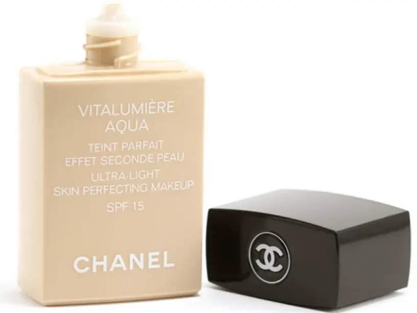 Тональний крем Chanel Vitalumiere Aqua 50 Beige (темно-бежевий) (ID ...