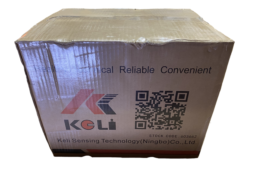 ALPHA THETA-C　AT−6100 Камера Alpha 6100 з матрицею APS-C та швидким