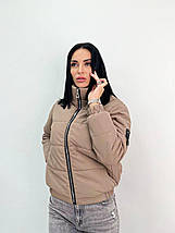 Демісезонна куртка з нашивкою "Ivi"| Батал, фото 3