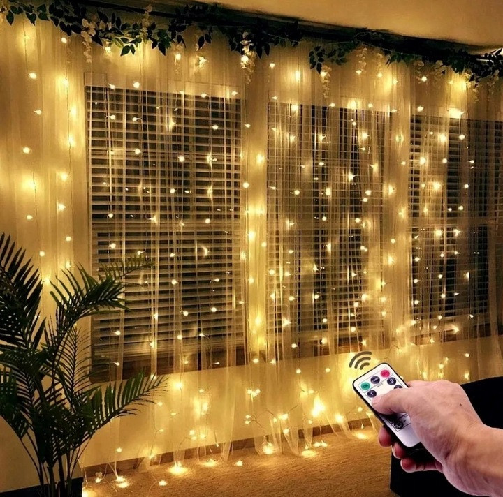 Вулична гірлянда штора 3х3 300Led крапля роси дроту з пультом теплий білий Живлення USB/Power bank