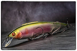 Воблер Bearking Megabass Kanata 160F колір L