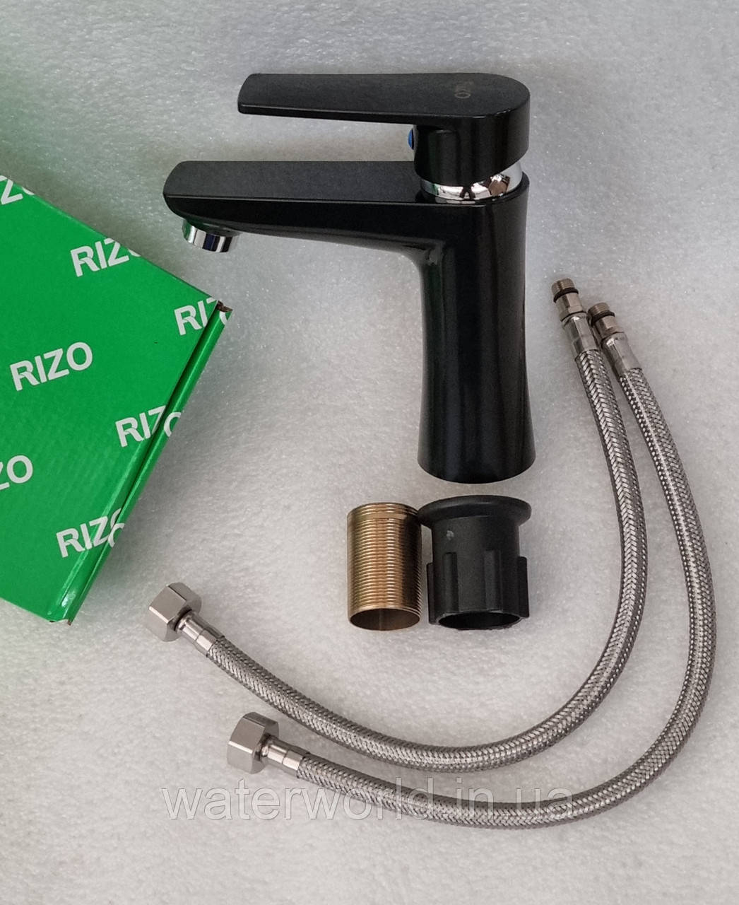 Змішувач для умивальника RIZO RP10B з термопластику чорного кольору