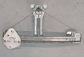 Склопідіймач Рено Логан 1 механічний задній лівий б/в ARM118490