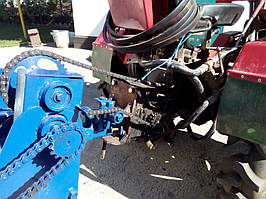 Подключение транспортерной картофелекопалки КМ-5 к минитрактору (привод справа через звездочку)