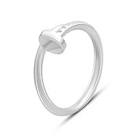 Серебряное кольцо Komilfo с без камней, вес изделия 2,96 гр (2147701) 18 размер